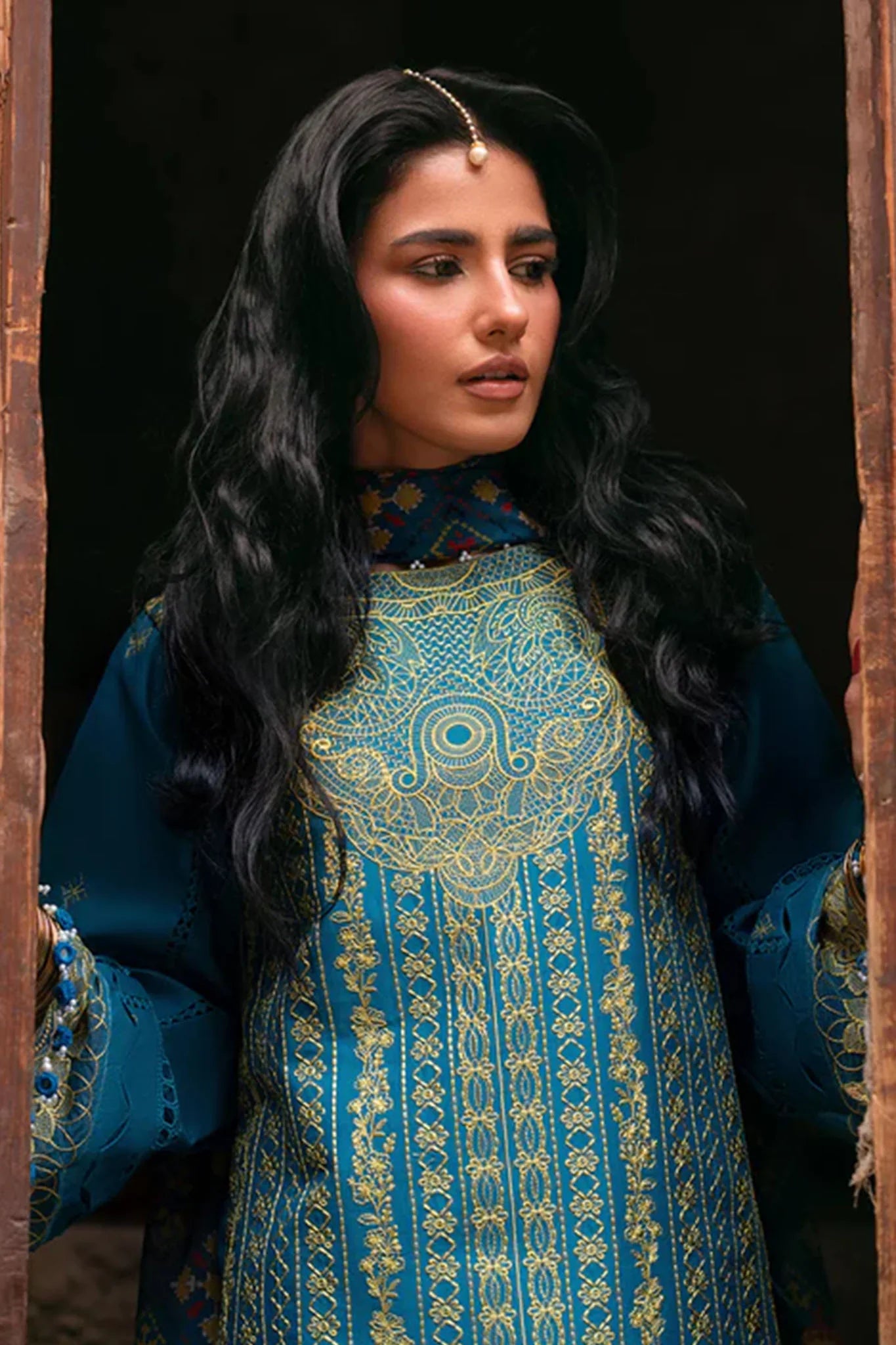 3 piece embroidered luxury lawn suit