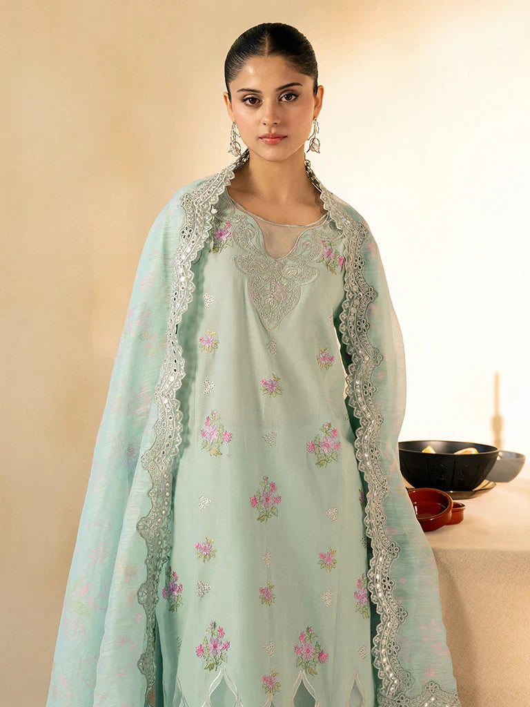 3 piece Embroidered lawn suit